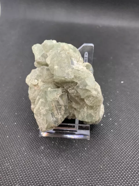 Minerali ** Fluorite - Termini Imerese, Palermo(N) 6cm x 6cm x 5cm.