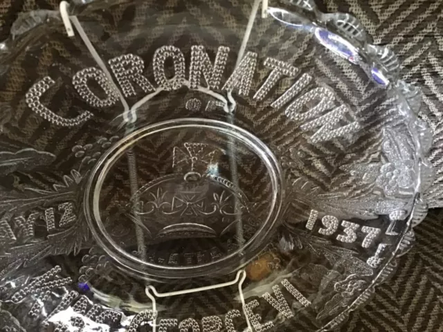 Coronation Of King George Vi Commemorative Glass Plate/Dish,Excellent Condition 3
