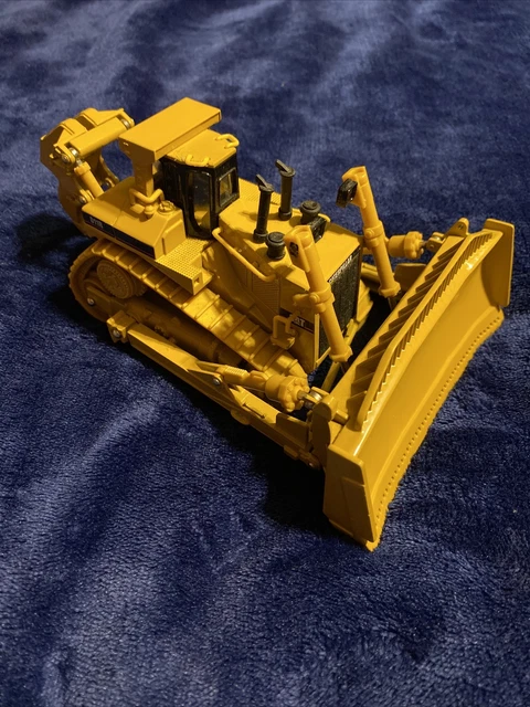 CATERPILLAR CAT D11R Norscot 1:50 Scale Track-Type Bulldozer Diecast ...