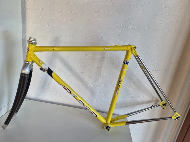 Cadre de vélo de route en fibre de carbone Cervelo R5 Gris et violet