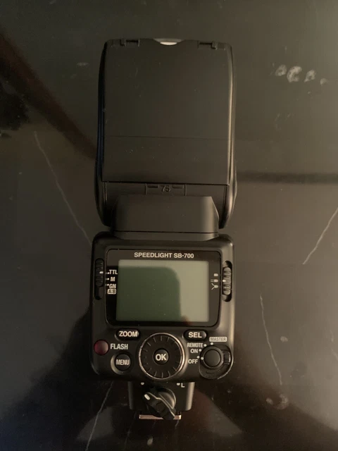 Nikon SB-700 AF Speedlight Flash