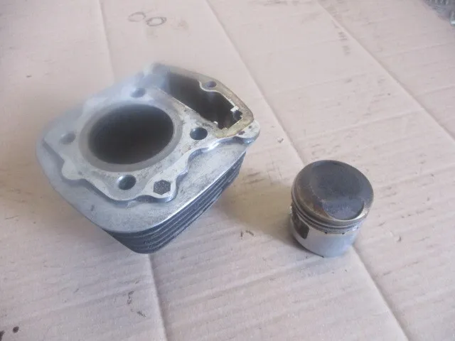 Cylindre / piston cote origine pour Honda 125 XLS