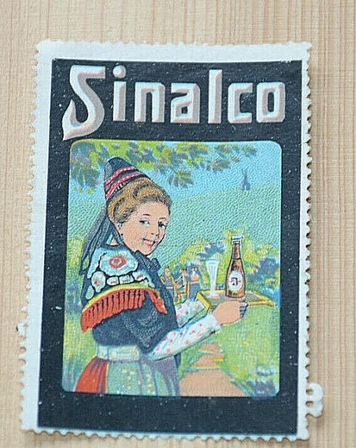 37980 Vignette Werbemarke Sinalco Frau in Tracht mit Limonaden Flasche Getränk