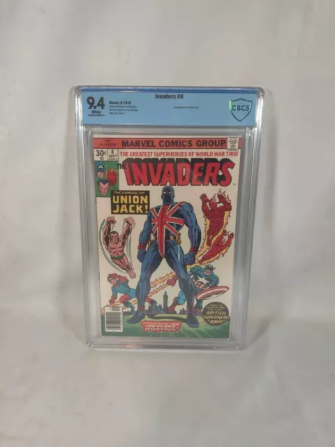 The Invaders 8 CBCS 9.4 White Pages 1st full App of Union Jack Newsstand 1976
