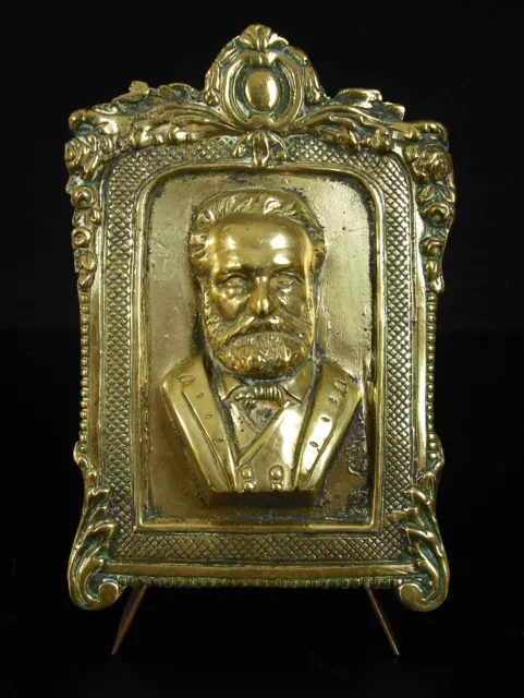 Selten Portrait XIX Von Victor Hugo aus Bronze Vergoldet Haken Niedrig Relief