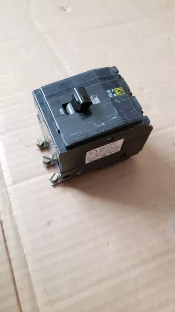 Square D Circuit Breaker 30 Amp 3 Pole 240VAC 10kA Bolt On Type QOB QOB330 HACR