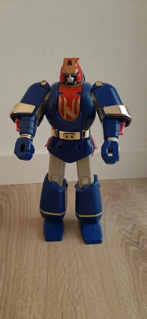 Mighty Morphin Power Rangers: Deluxe Auto Morphin Ninjor! - Nostalgic 90's Unboxing! Released in 1995 by Bandai. I actually never got this as a kid. I was gifted a Japanese one years