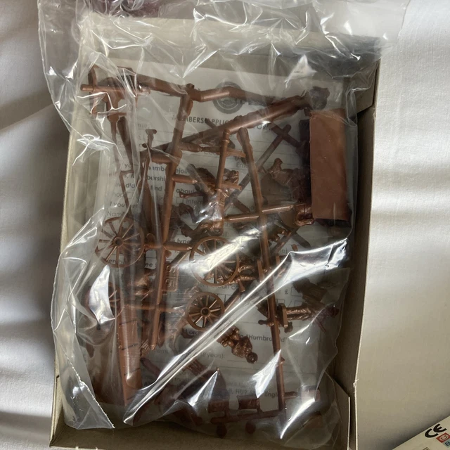 AIRFIX WAGON TRAIN 01715 172 scale plastic model scene set £5.00