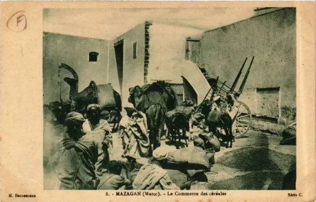 CPA AK MAZAGAN Le Commerce des cereals MOROC (720384)