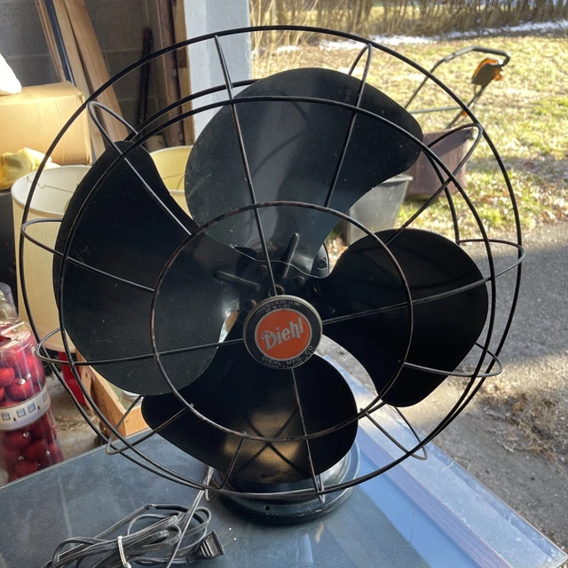 VINTAGE DIEHL BLACK Metal Oscillating Fan WORKS 50s/60s prop Made in