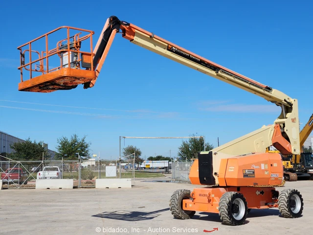 2014 JLG 800AJ 80' 4WD Diesel Articulating Boom Lift Man Aerial Platform