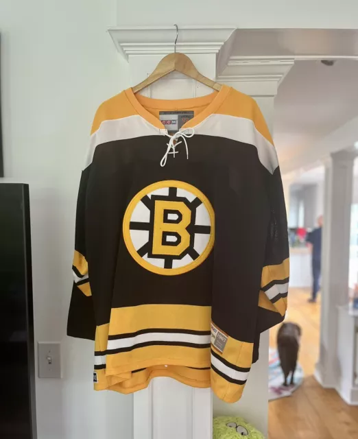 Vintage NHL Sandow SK Boston Bruins Bobby Orr Hockey Jersey, Size L, MiC