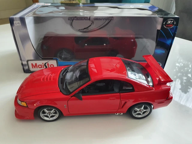 Maisto 2003 sales mustang svt cobra