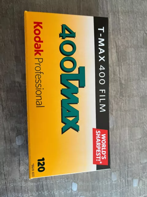 Kodak T-Max 400 120 5 Films  date d'expiration septembre 2023