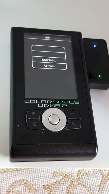 Dispositivo de almacenamiento Sanho HyperDrive ColorSpace UDMA2 (300 GB HD) con adaptador Wifi