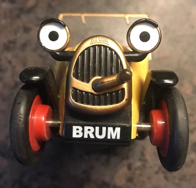 BRUM VINATGE TOY car ragdoll limited golden bear productions moving ...
