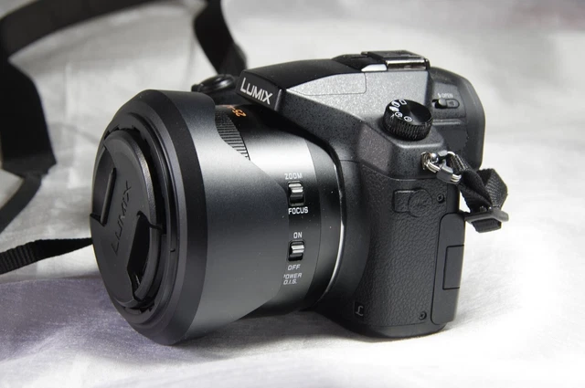 Panasonic Lumix FZ 1000 comme neuf