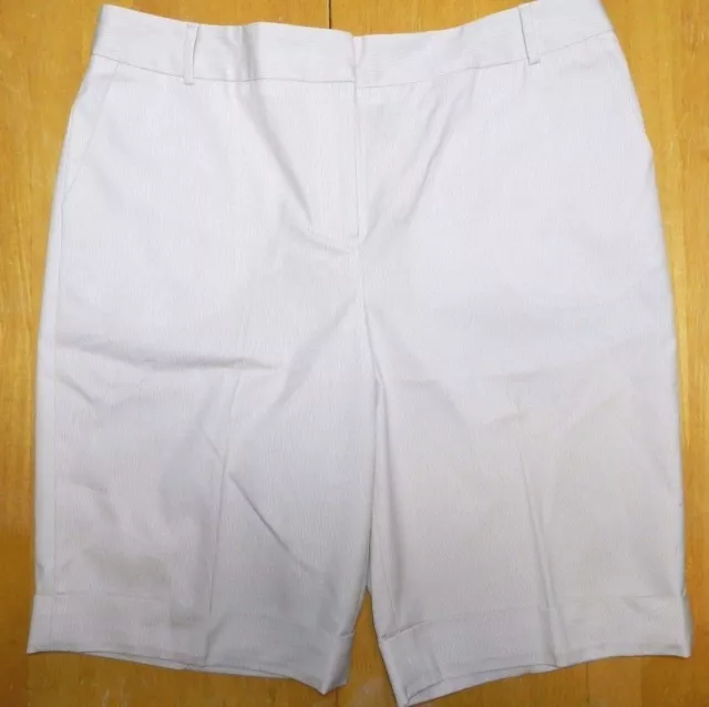 Women's shorts GRACE size 12 beige stretch NEW (ab31)