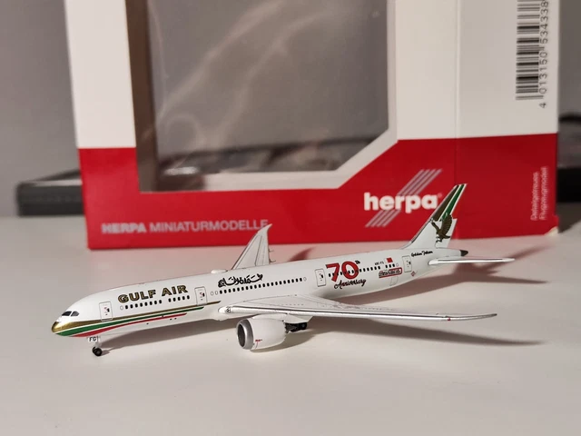 HERPA WINGS - 1:500 - Boeing B 787-900 - GULF AIR n/c - 532976 - OVP EUR 36,95 - DE
