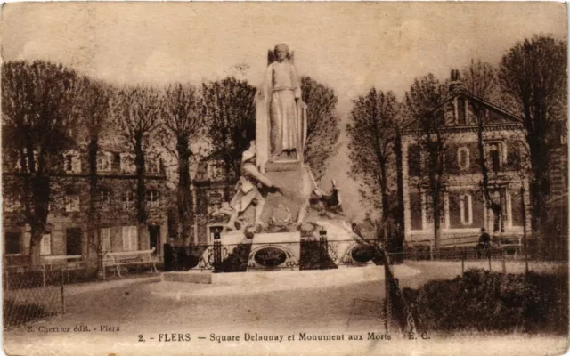 CPA FLERS - Square Delaunay et Monument aux Morts (356027)