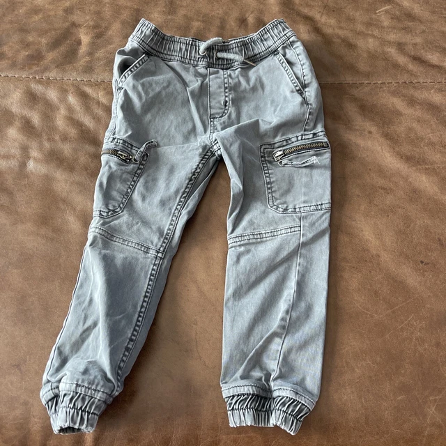 Boys JOE’s Black Denim Joggers. Size 5. Awesome!!!