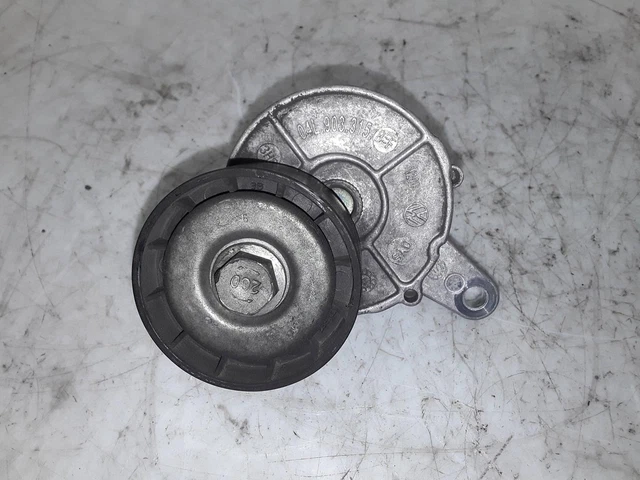 04L903315 galet tendeur pour AUDI A3 SPORTBACK 2.0 TDI 2012 1204312