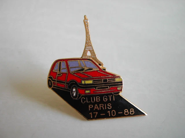 Pin's Tennis / Peugeot 205 - Zamac Signé Hélium Paris (Collection - Occasion)