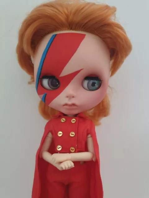 Muñeca personalizada Blythe tbl Ooak - David Bowie 3