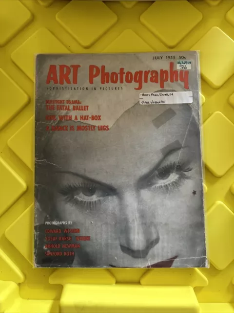 Art Photography Magazine Vol. 7 #5 FN 6.0 July 1955 Betty Page Cover 24