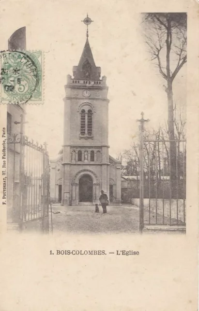 CPA Bois Colombes - 92 Hauts de Seine - L'église - Animée : Homme + chien - BE