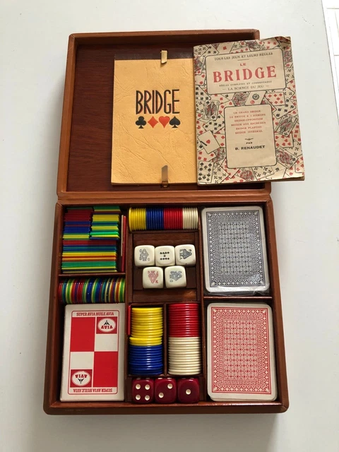 Coffret ancien en bois plaqué 1930/40