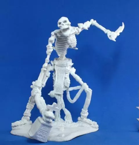 Colossal Skeleton Bones Miniature by Reaper Miniatures RPR 77116
