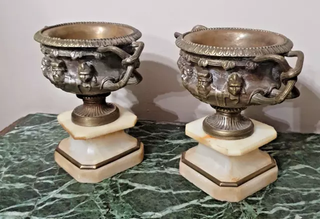 ancienne  paire coupes vase de Warwick en bronze  argenté fin XIX