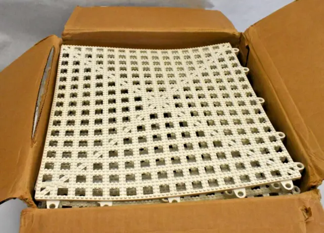 Paquete de 25 paneles de piso de cubierta de rejilla de vinilo Dri Dek superficie marina de 12"" x 12