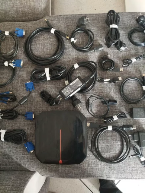 Lot Câbles divers " HDMI, VGA, USB, Alimentation, Adaptateur. 3