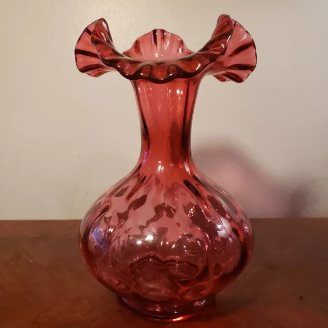 Beautiful Vintage Fenton Art Glass Cranberry Coin Dot Ruffled Vase