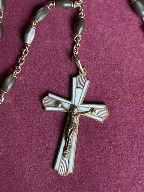 Médaillon Ancien Croix Crucifix Doré Avec Pierres Vertes - 3.4 Cm, émail, Occasion
