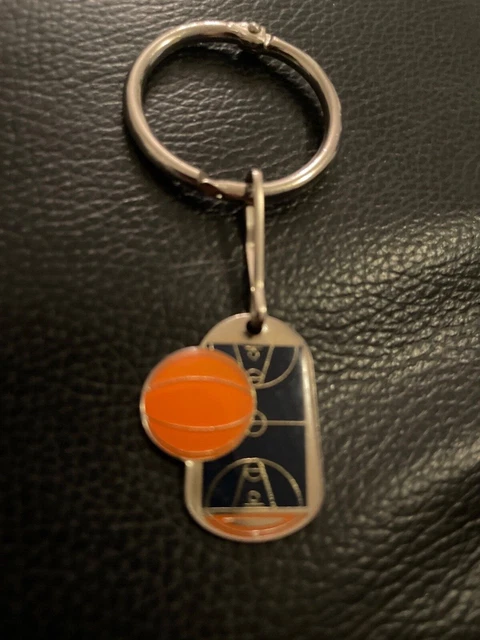 Porte clé Terrain Basket-Ball Sport   ´