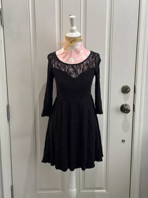 Free People Women’s Black Lace Mini Dress with 3/4 Long Sleeve in Size