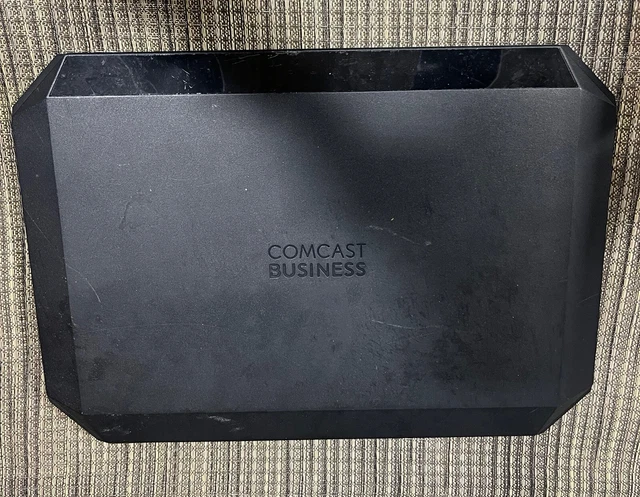 Comcast CGA4131COM Business CBR-T Cable Gateway No Power cord