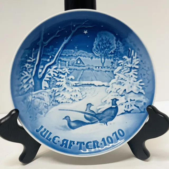 Royal Copenhagen Blue Plate Jule After 1970 Pheasants in Snow at Christmas B&G
