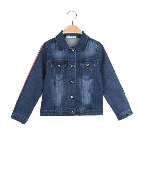 Giacca di jeans con perle e taschini bambina