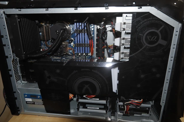 WIn11デスクトップ のめりこみ i7-4820K GTX760
