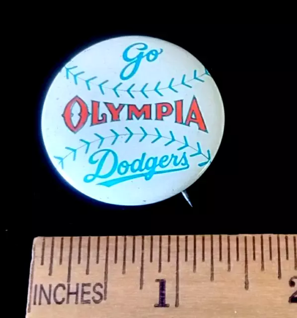 Vintage 1970s Los Angeles Dodgers Baseball Olympia Beer  1 1/2" Pinback