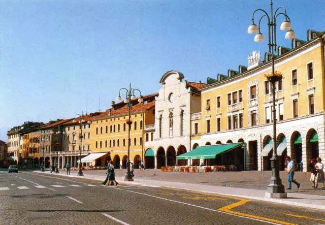 Belluno Piazza Dei Martiri