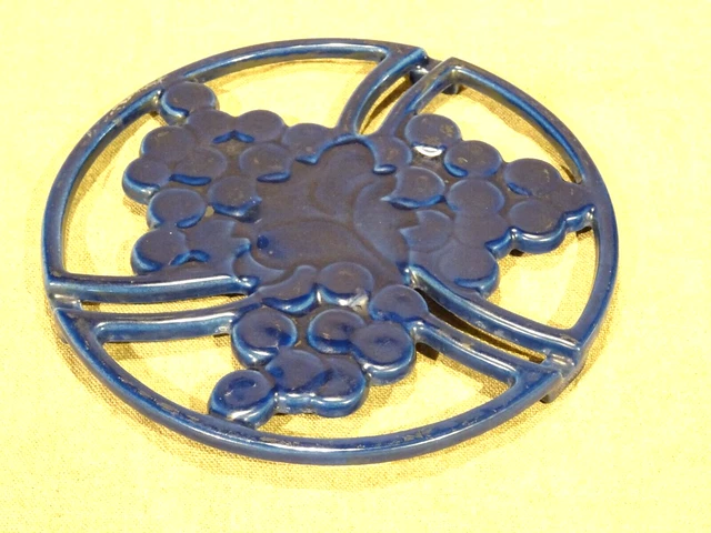Dessous de plat en fonte bleue vintage MCM VTG des