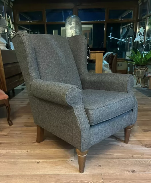 Small discount sherlock chair