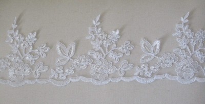 Avoria Rosso Avorio Bianco Floreale Tulle Pizzo Applicazione da Sposa Matrimonio Motivo 