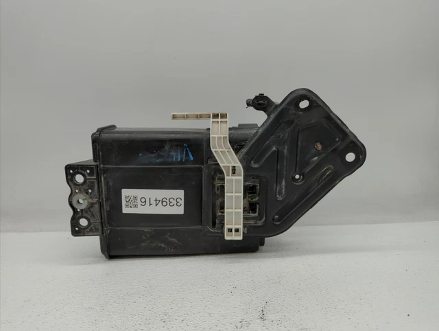 2018 Toyota Corolla Fuel Vapor Charcoal Canister VEQ07