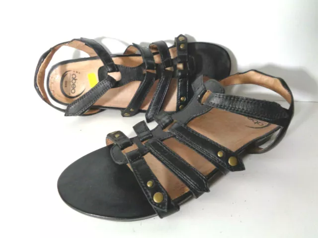 Spartiate montant sales au genou